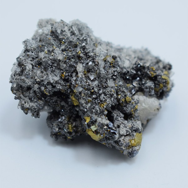 Kρύσταλλος γαληνίτης  με σιδηροπυρίτη και χαλαζία