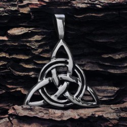 Κρεμαστό λαιμού ασημένιο Triquetra 2
